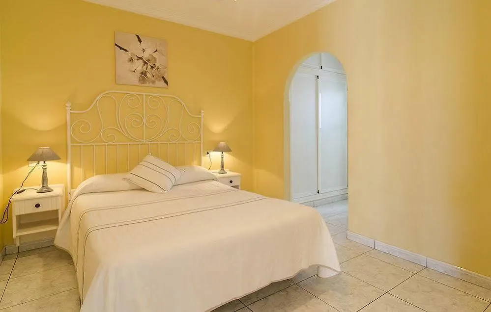 Las Adelfas Puerto del Carmen  Hotel